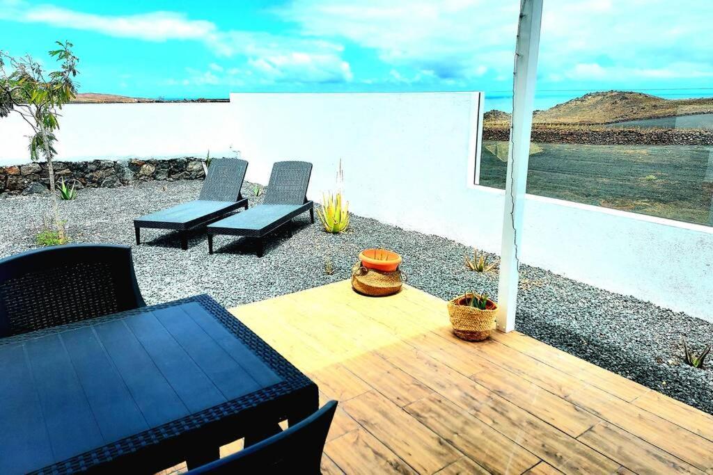 Lanzarote Ocean Loft B Apartment ตินาโค ภายนอก รูปภาพ